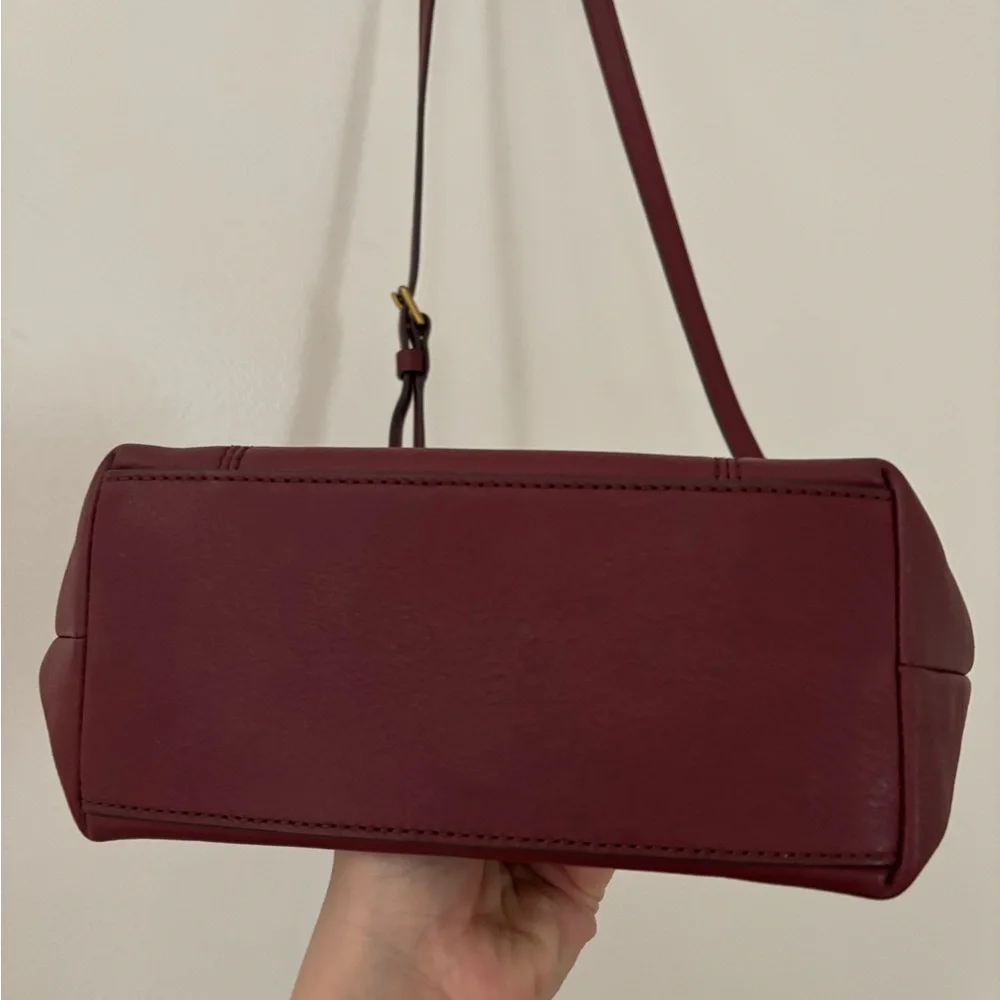 Fossil Burgundy Leather Crossbody Key Charm - Picture 3 of 13